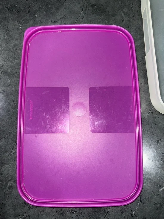 Tupperware Fridgemate Container - Picture 5 of 6